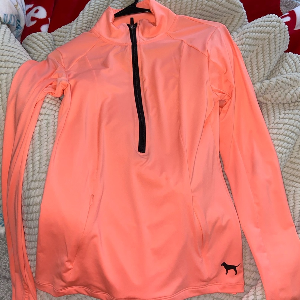 VS PINK ULTIMATE HALF ZIP